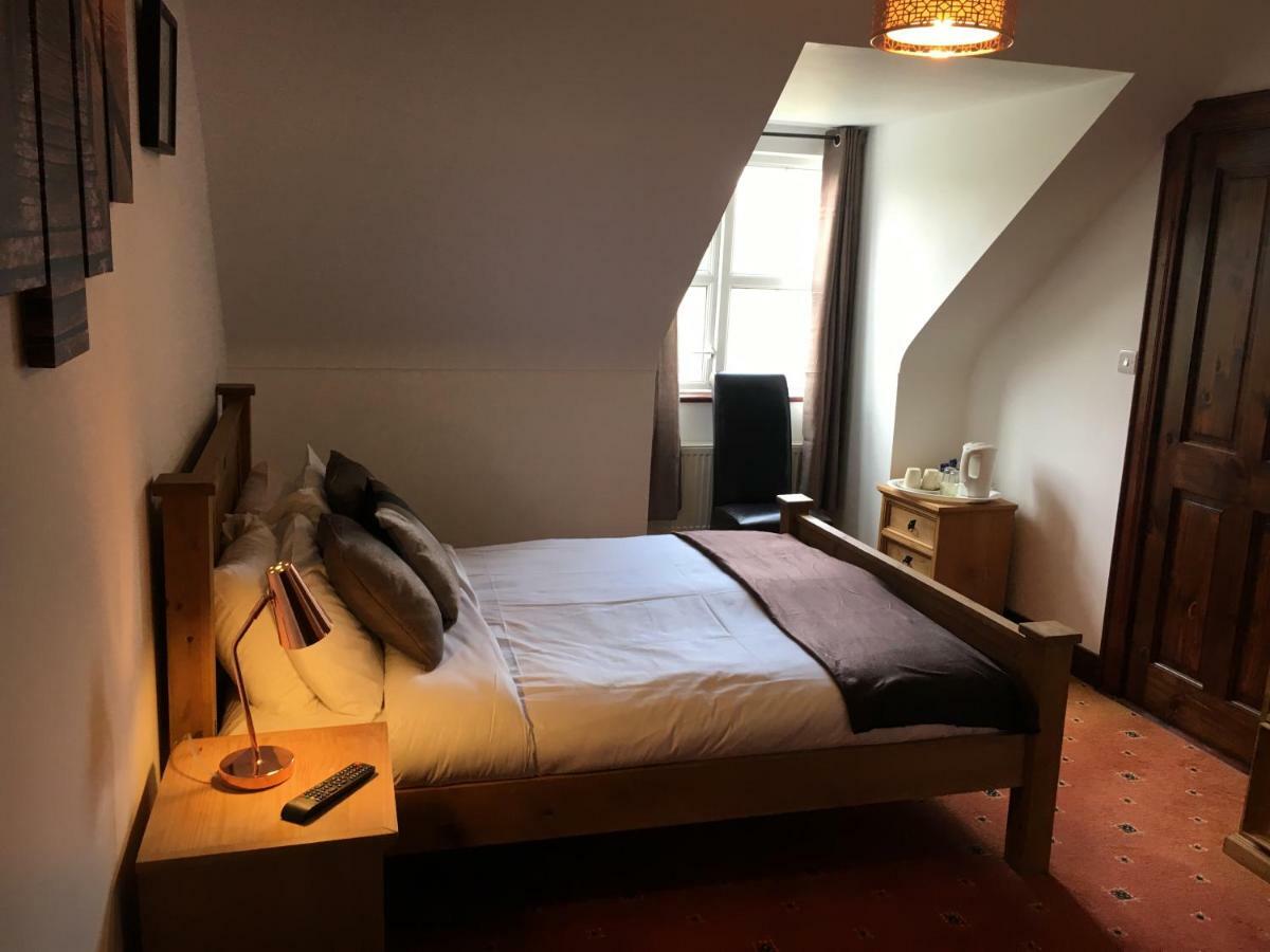 Bed & Breakfast House